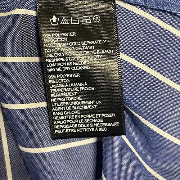 Urban Outfitters Plunging Neckline Picnic Dress - Picture 6 of 6